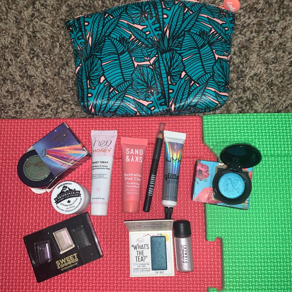 IPSY Bundle